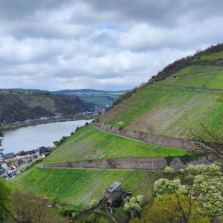 Direkt Am Rhein Mit Burgblick Nahe Rheinsteig Bis 8 Personen, 2 Baeder, 4 Zimmer, Kueche, Netflix Apartment Kaub Exterior foto